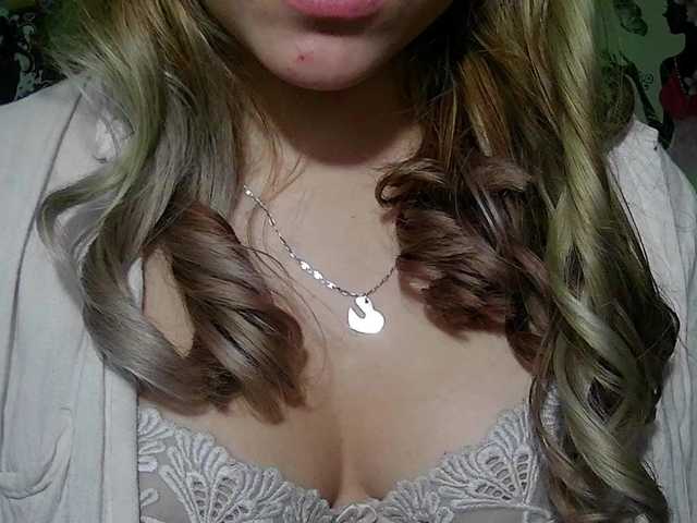 Elith20's BongaCams show and profile