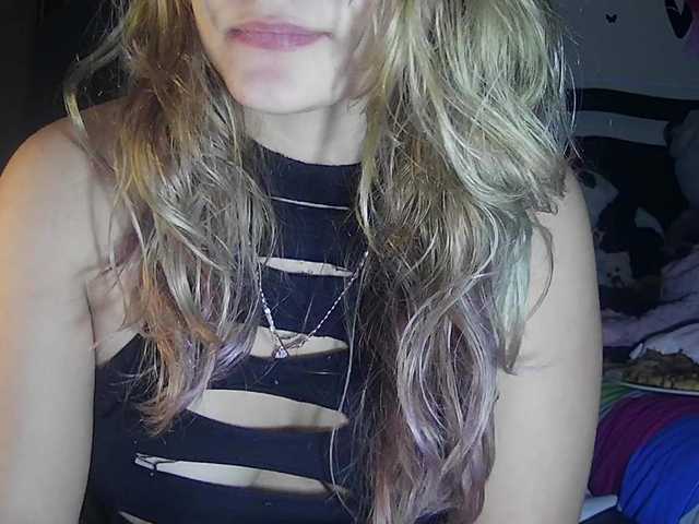 StarEli webcam bongacams model stream image