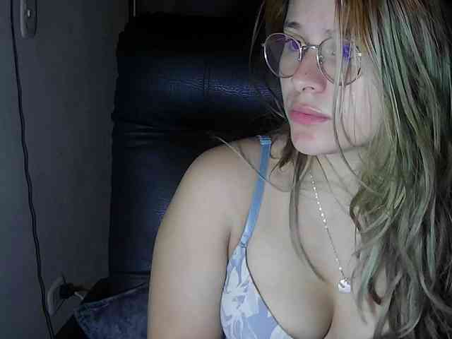 Elith20 Live Webcam on BongaCams