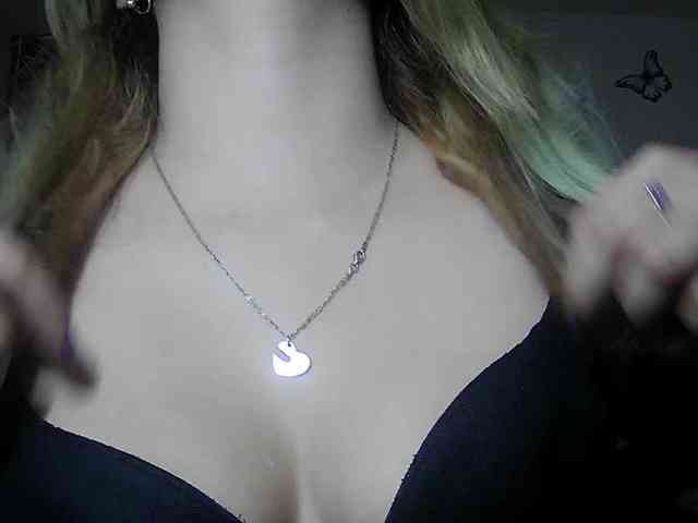 Elith20 Live Webcam on BongaCams