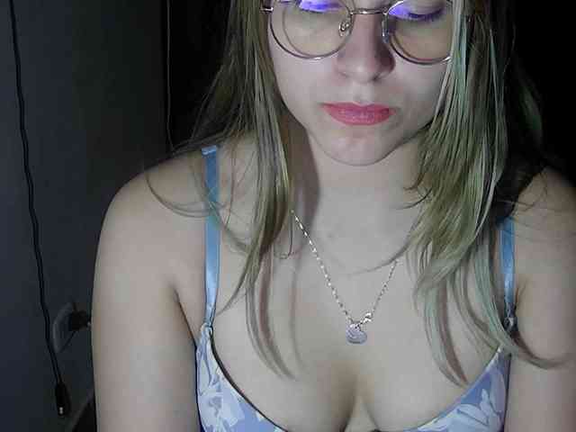 Elith20 Live Webcam on BongaCams