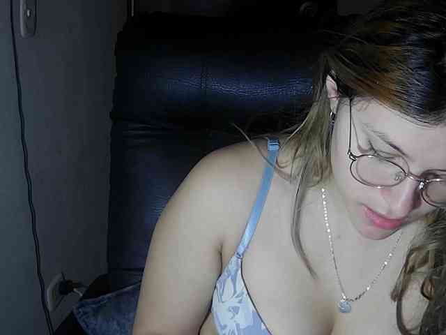 Elith20 Live Webcam on BongaCams