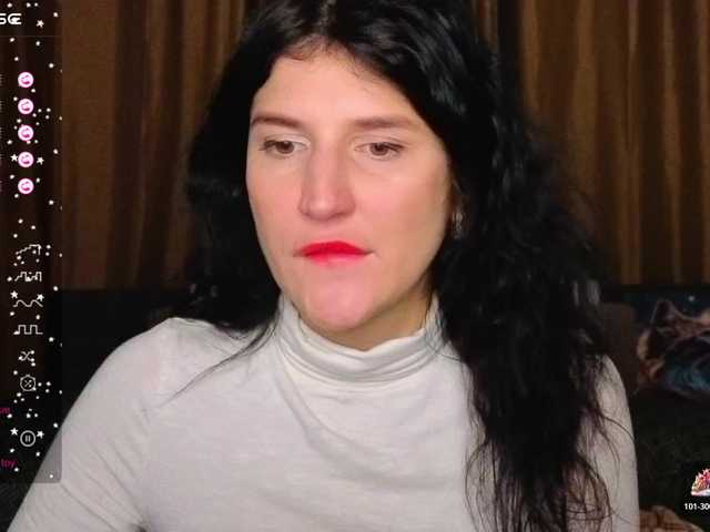 AliannaSoloKisses webcam