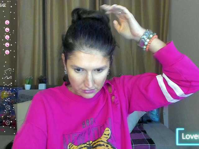 AliannaSoloKisses from BongaCams is Freechat