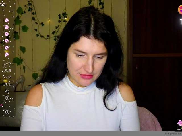 AliannaSoloKisses webcam