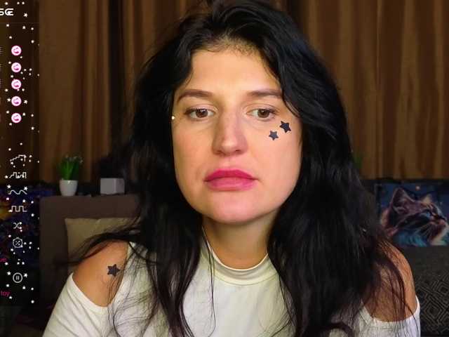 AliannaSoloKisses webcam