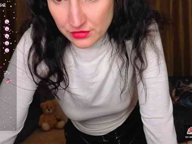 AliannaSoloKisses webcam