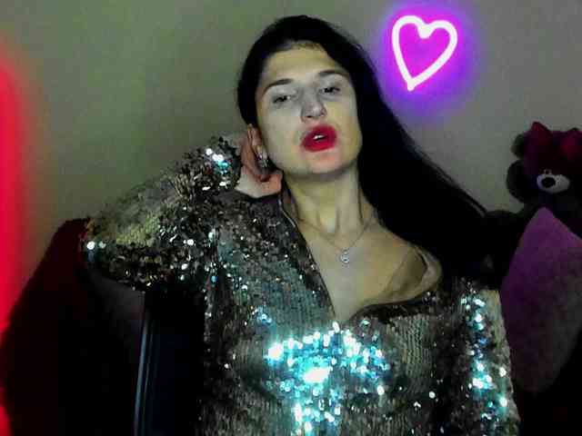 AliannaSoloKisses webcam