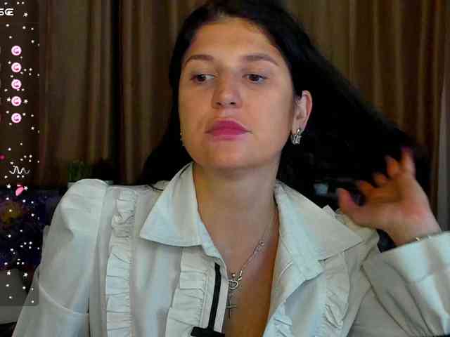 AliannaSoloKisses webcam