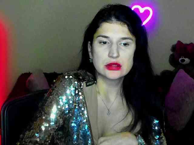 AliannaSoloKisses webcam