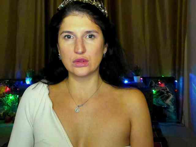 AliannaSoloKisses webcam