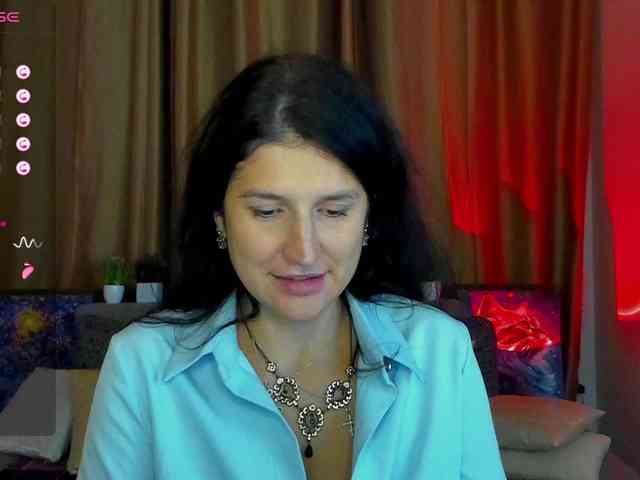 AliannaSoloKisses webcam
