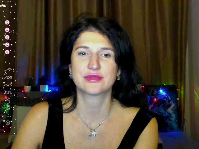 AliannaSoloKisses webcam