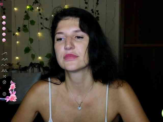 AliannaSoloKisses webcam
