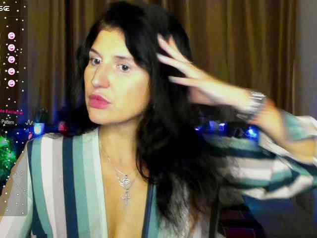 AliannaSoloKisses webcam