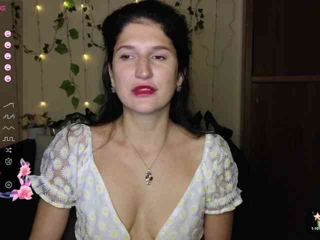 AliannaSoloKisses webcam