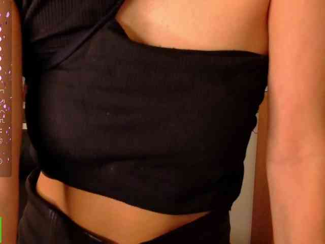 AliannaSoloKisses webcam