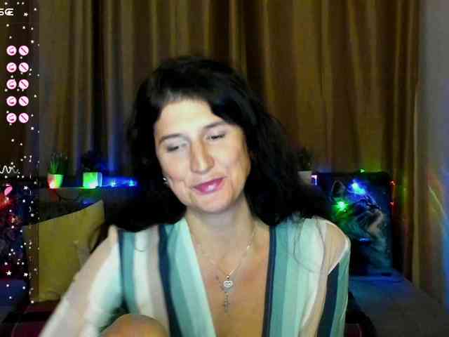 AliannaSoloKisses webcam