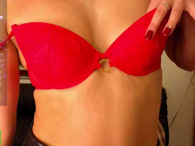 AliannaSoloKisses webcam