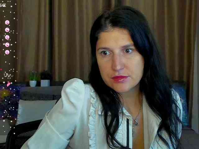 AliannaSoloKisses webcam