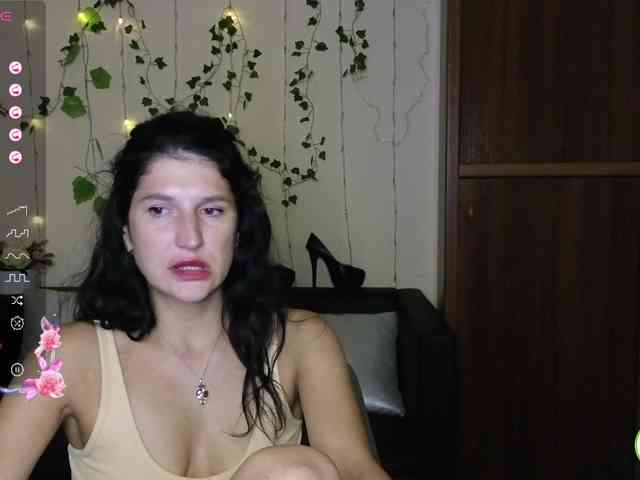 AliannaSoloKisses webcam