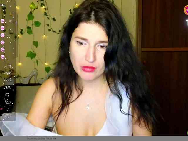 AliannaSoloKisses webcam