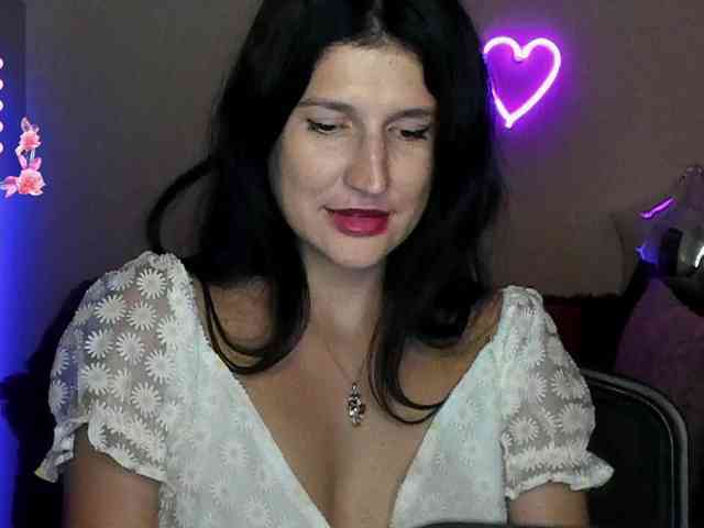 AliannaSoloKisses webcam