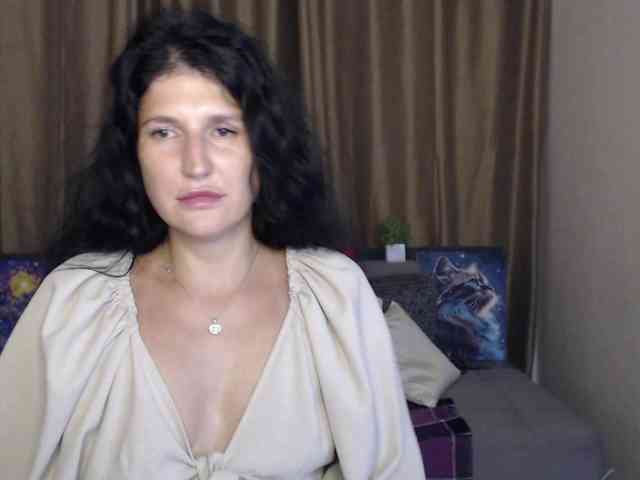 AliannaSoloKisses webcam