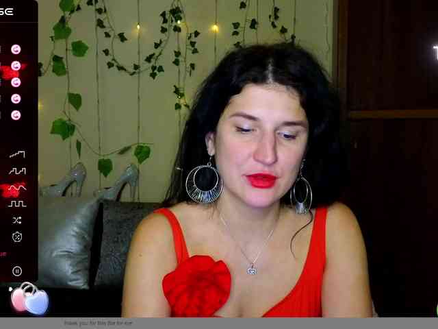 AliannaSoloKisses webcam