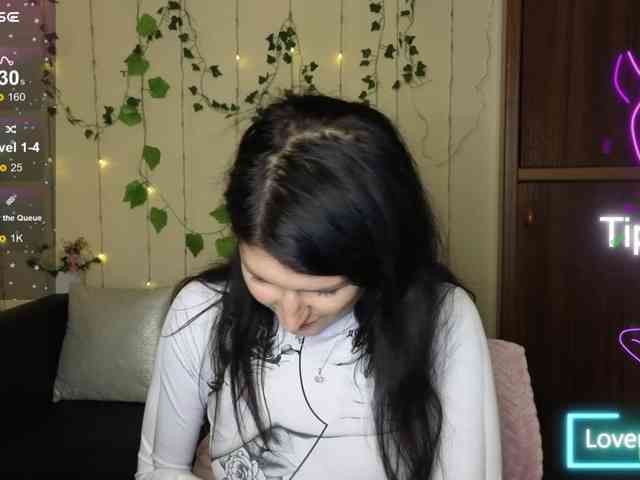 AliannaSoloKisses webcam