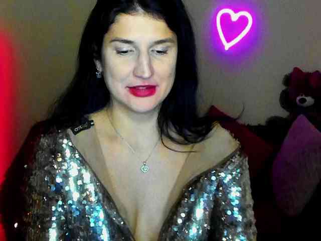 AliannaSoloKisses webcam