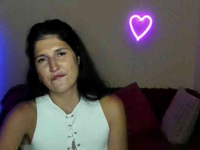 AliannaSoloKisses webcam