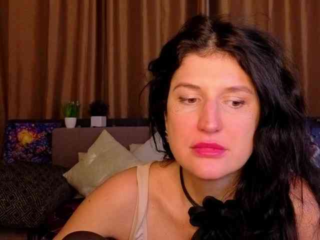 AliannaSoloKisses webcam