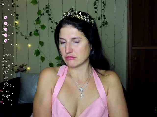 AliannaSoloKisses webcam