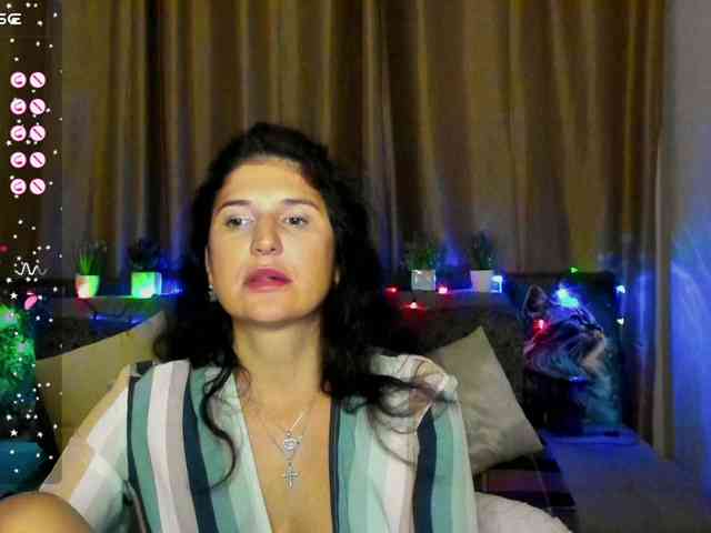 AliannaSoloKisses webcam