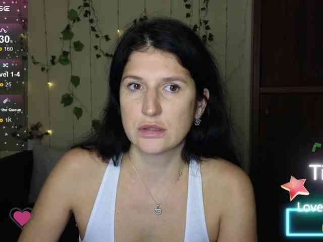 AliannaSoloKisses webcam