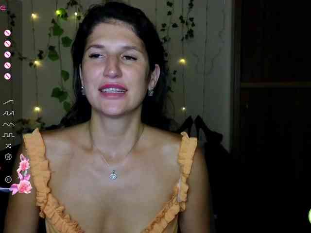 AliannaSoloKisses webcam