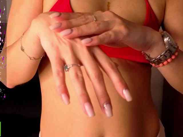 AliannaSoloKisses webcam