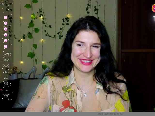 AliannaSoloKisses webcam