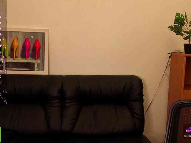 AliannaSoloKisses webcam