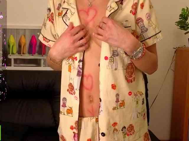 AliannaSoloKisses webcam