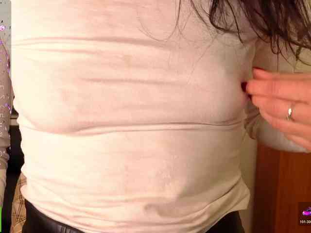 AliannaSoloKisses webcam