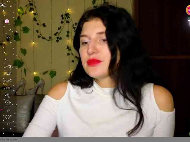 AliannaSoloKisses webcam