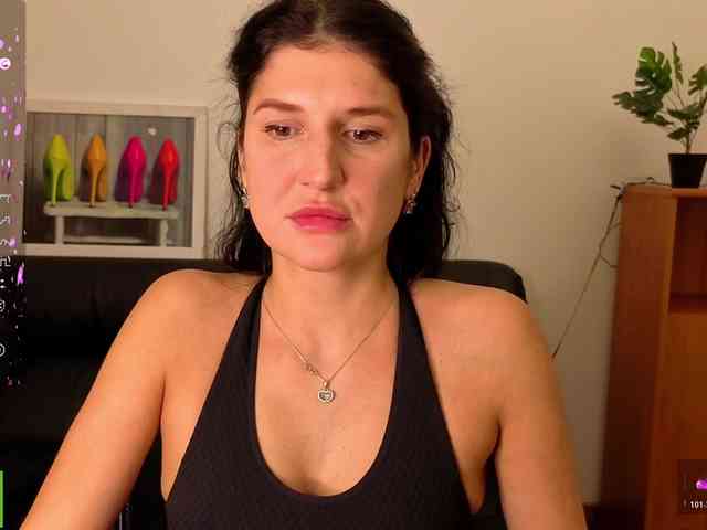 AliannaSoloKisses webcam