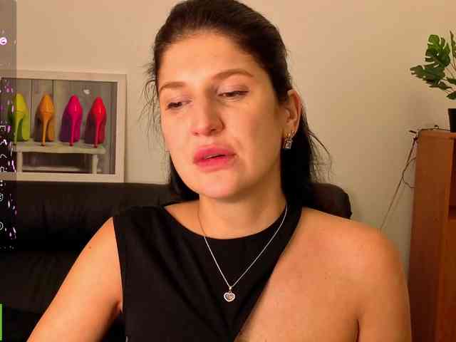 AliannaSoloKisses webcam