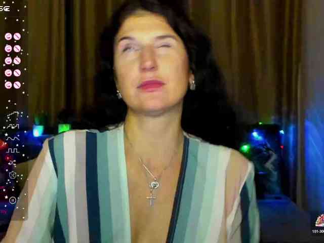 AliannaSoloKisses webcam