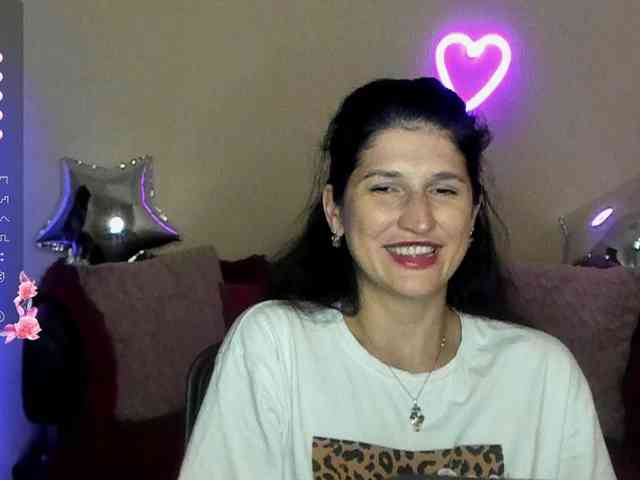 AliannaSoloKisses webcam