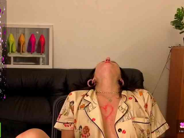 AliannaSoloKisses webcam