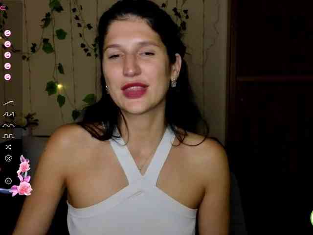AliannaSoloKisses webcam