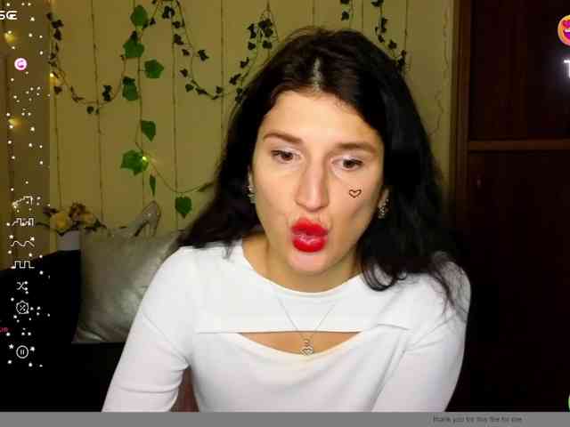 AliannaSoloKisses webcam